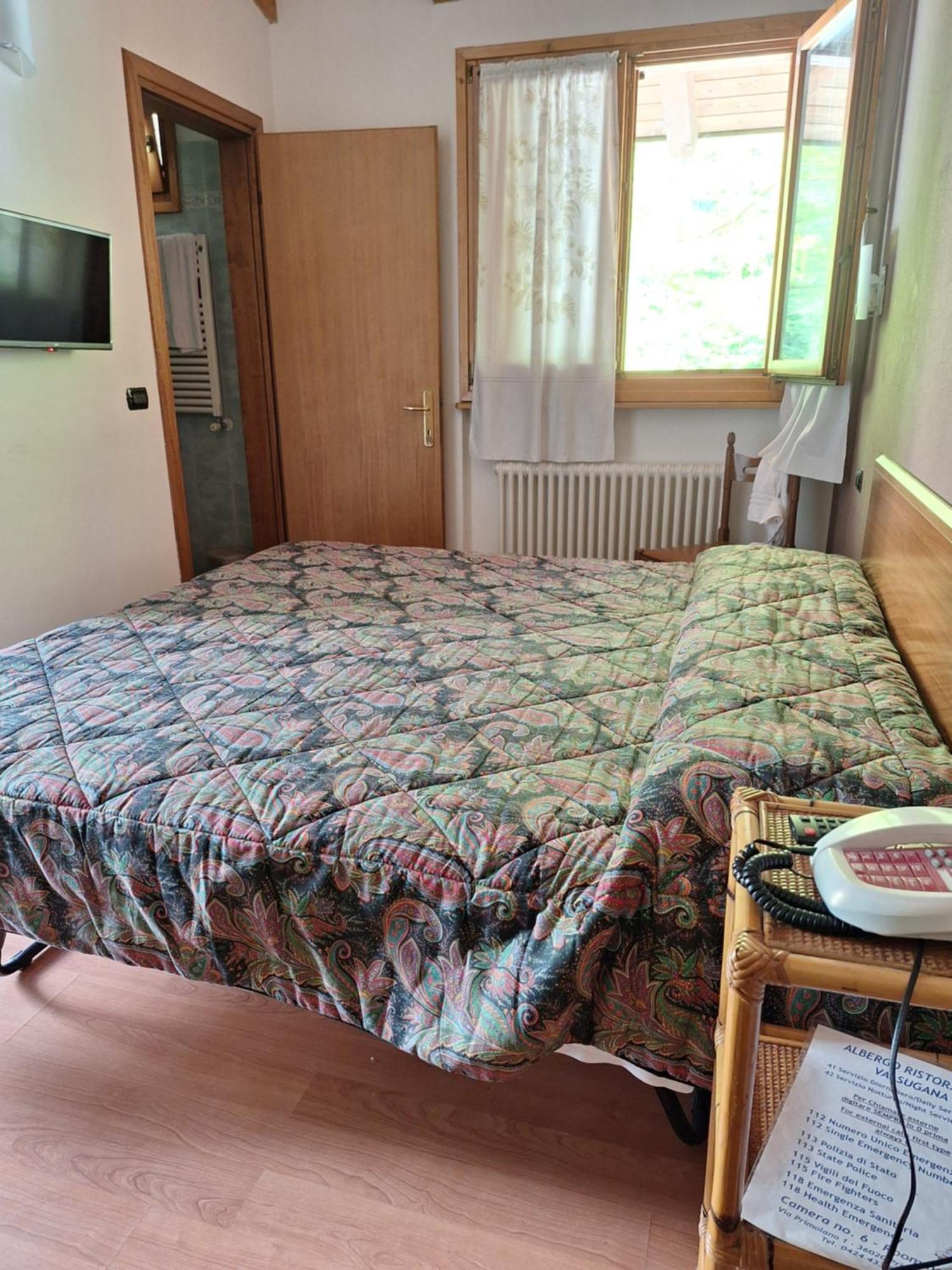 Albergo Ristorante Valsugana Primolano Exteriör bild