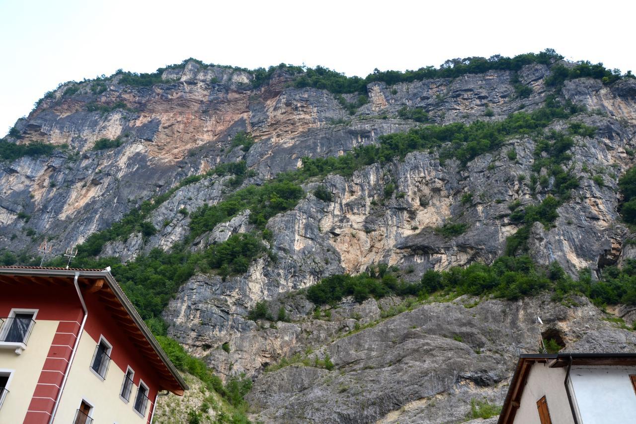 Albergo Ristorante Valsugana Primolano Exteriör bild